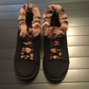 Bzees Golly Washable Faux Fur Trim Slip-On Bootie